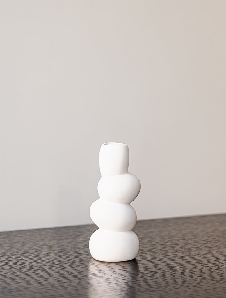 Florero Minimalista de Cerámica Blanca